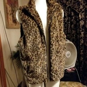 Leopard vest